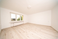 Dom 500 m&sup2;, Deszczno, Łagodzin - 2200000 zł (nr 496/2181/ODS)
