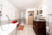 Dom 500 m&sup2;, Deszczno, Łagodzin - 2200000 zł (nr 496/2181/ODS)