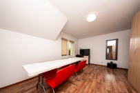 Dom 500 m&sup2;, Deszczno, Łagodzin - 2200000 zł (nr 496/2181/ODS)