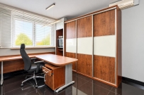Obiekt 296,3 m&sup2;, Gorzów Wielkopolski, Zakanale - 500000 zł (nr 75/2055/OOS)