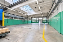 Obiekt 3011,8 m&sup2;, Gorzów Wielkopolski, Zakanale - 3000000 zł (nr 76/2055/OOS)